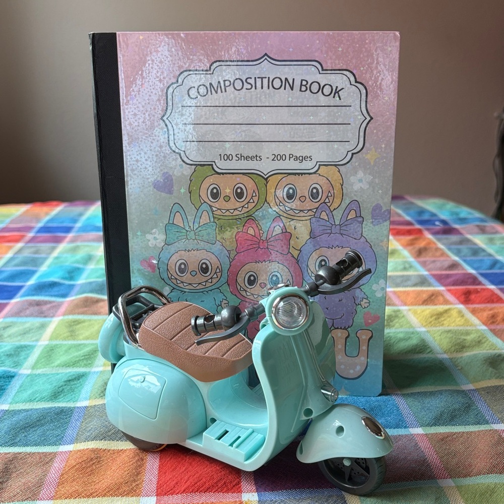 🛵👹🛵  LABUBU NOTEBOOK & SCOOTER 🛵 - Picture 2 of 16